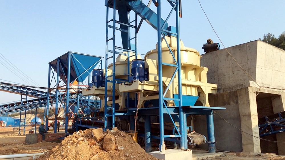 湖南时产300吨机制砂生产线设备安装到位